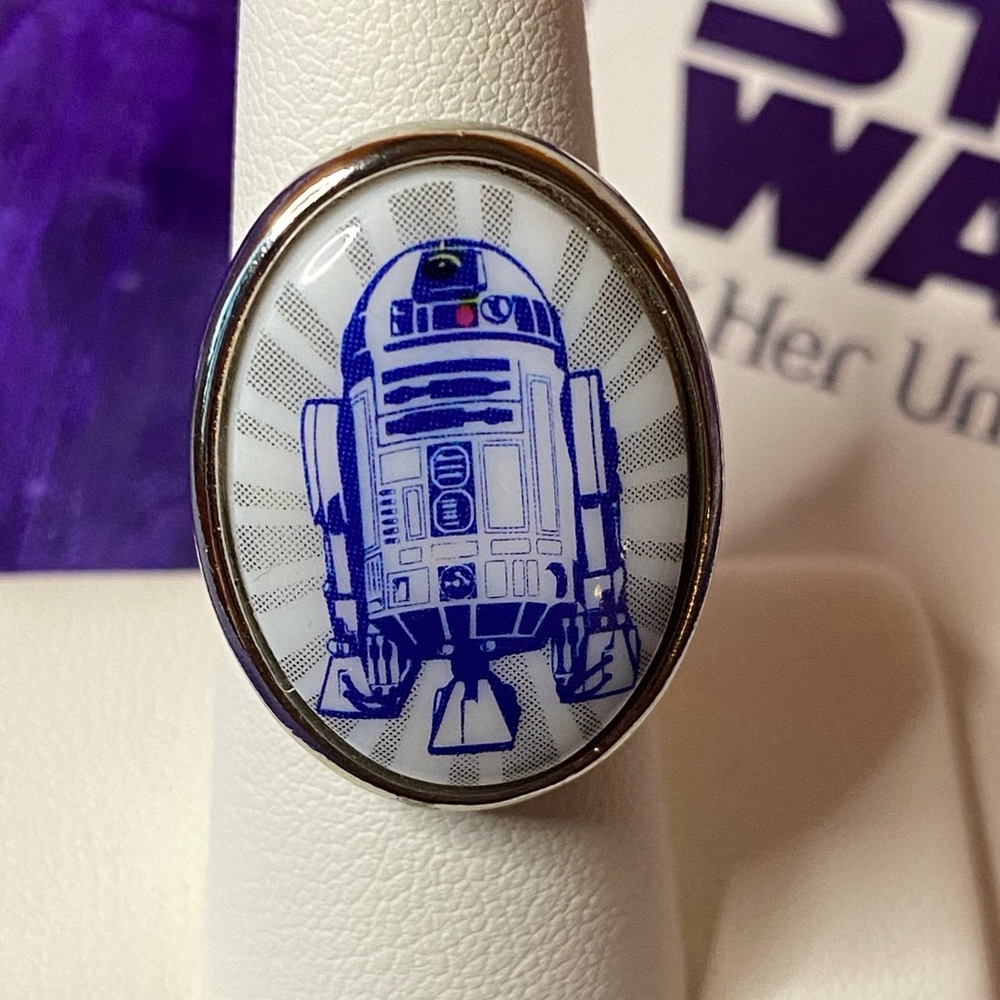 Rare Tarina Tarantino x Star Wars R2D2 Adjustable Ring NWT